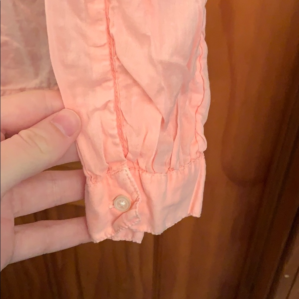 ❤️Light and airy blouse: Joe Fresh - Picture 3 of 3